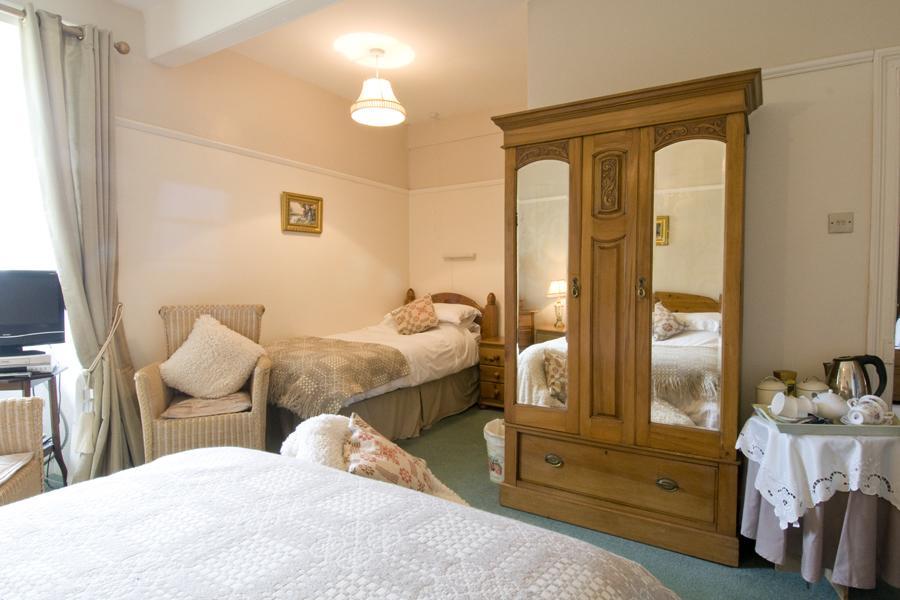 Gogarth Hall Farm Holidays Pennal Kültér fotó